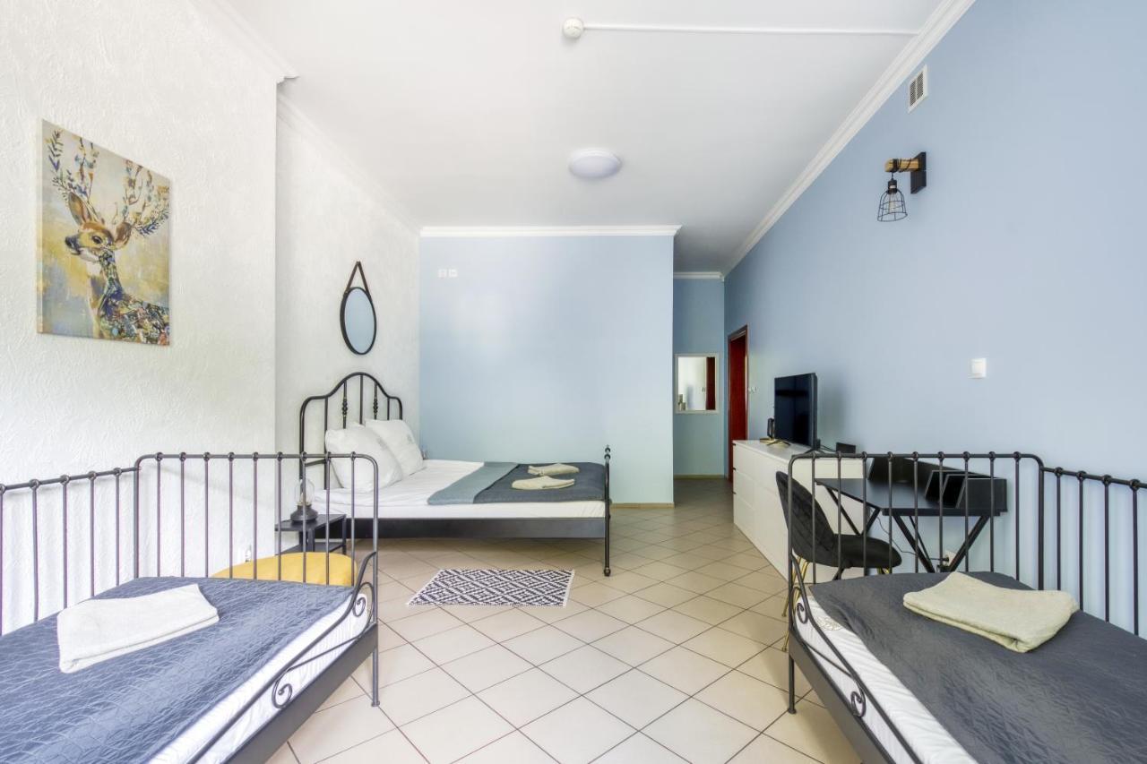 Hostel Krokodyl-Stara Praga Warszawa Exteriör bild