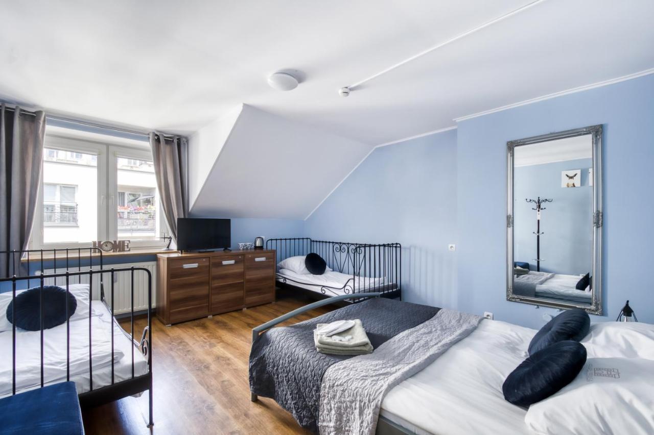 Hostel Krokodyl-Stara Praga Warszawa Exteriör bild