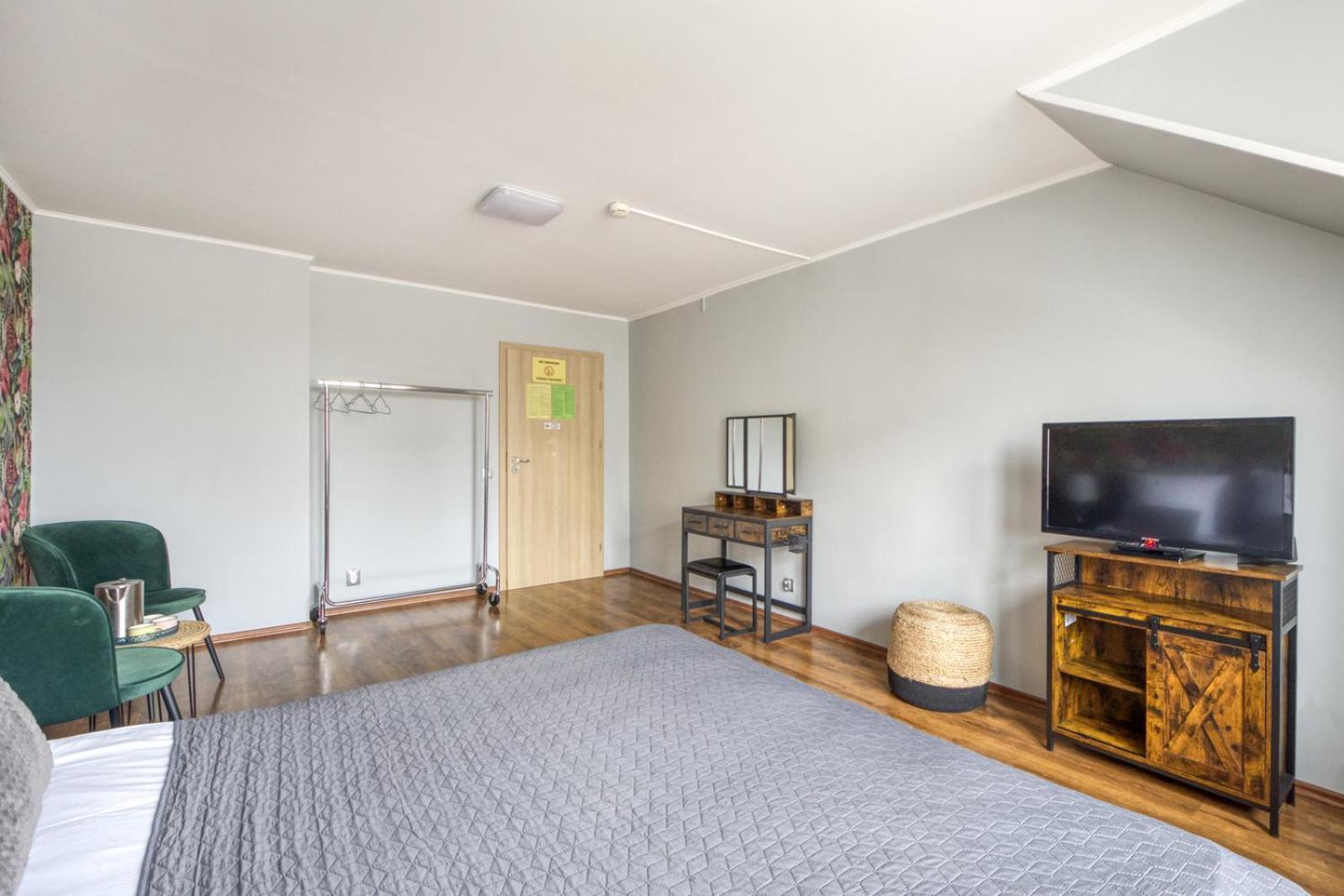 Hostel Krokodyl-Stara Praga Warszawa Exteriör bild