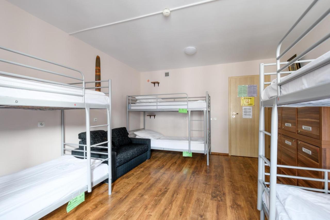 Hostel Krokodyl-Stara Praga Warszawa Exteriör bild