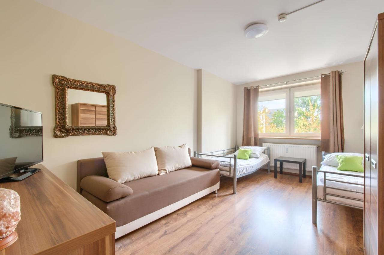 Hostel Krokodyl-Stara Praga Warszawa Exteriör bild
