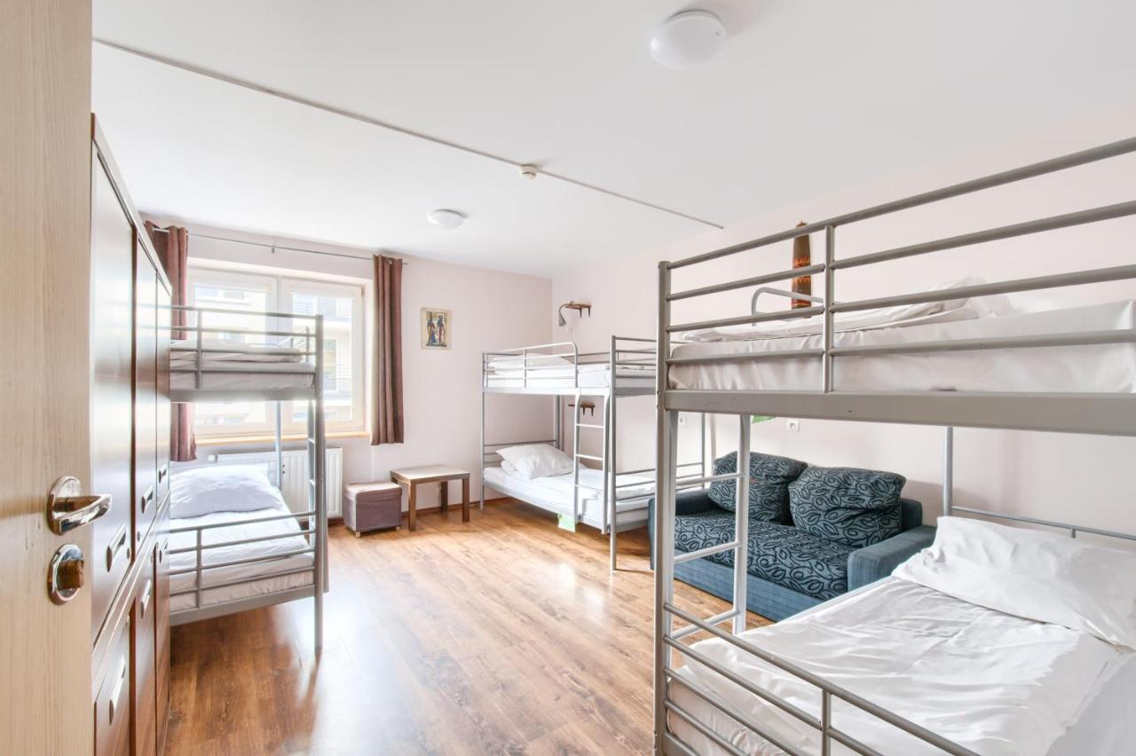 Hostel Krokodyl-Stara Praga Warszawa Exteriör bild