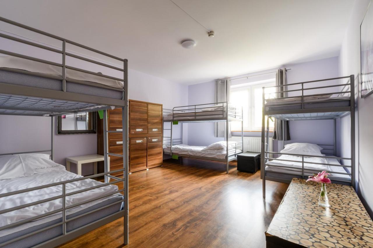 Hostel Krokodyl-Stara Praga Warszawa Exteriör bild